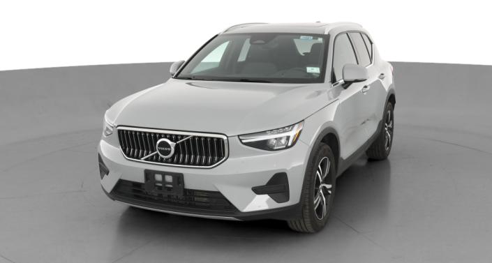 2024 Volvo XC40 B5 Core -
                Bessemer, AL