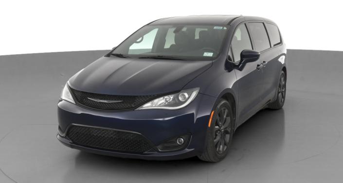 2019 Chrysler Pacifica Touring Plus -
                Wheatland, OK