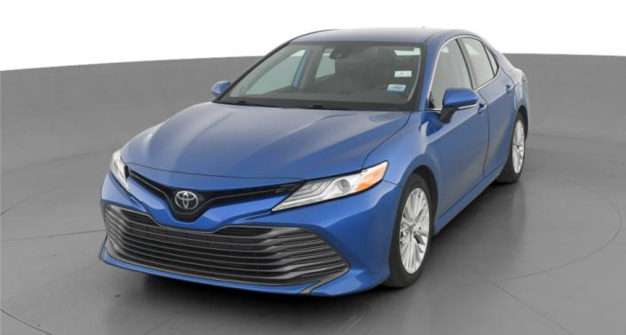 2020 Toyota Camry XLE -
                Hebron, OH