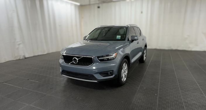 2022 Volvo XC40 T4 Momentum -
                Fairview, OR