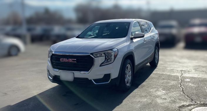 2024 GMC Terrain SLE Hero Image