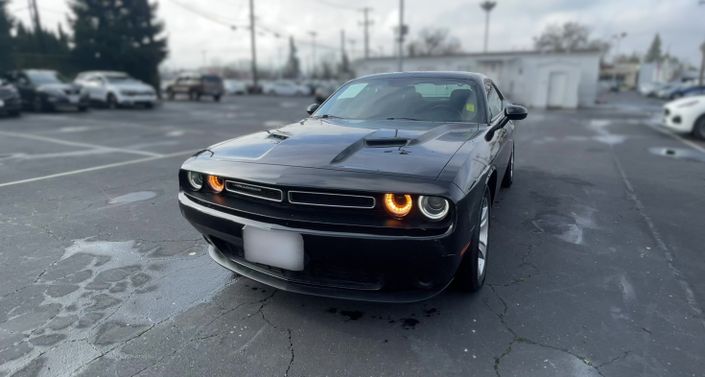 2022 Dodge Challenger SXT -
                Riverside, CA