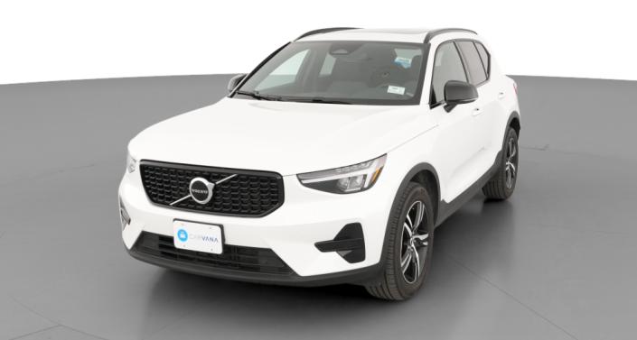 2024 Volvo XC40 B5 Core -
                Tolleson, AZ