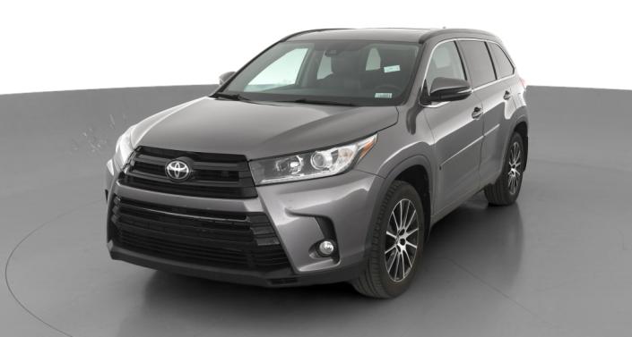 2018 Toyota Highlander SE -
                Lorain, OH