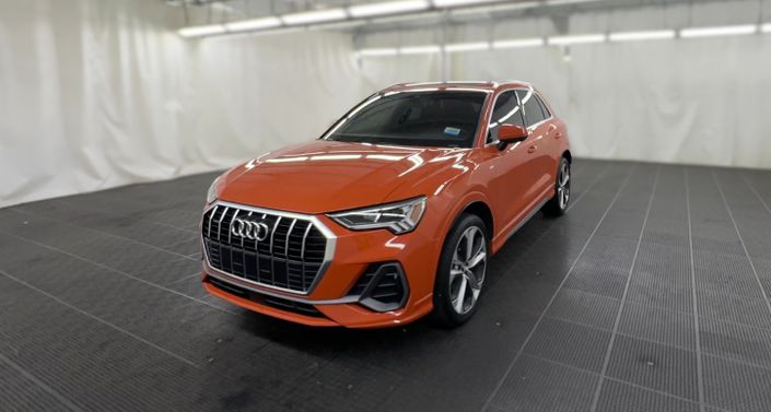 2019 Audi Q3 Premium Plus -
                Trenton, OH