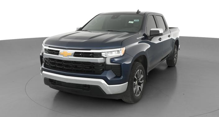 2022 Chevrolet Silverado 1500 LT -
                Lorain, OH