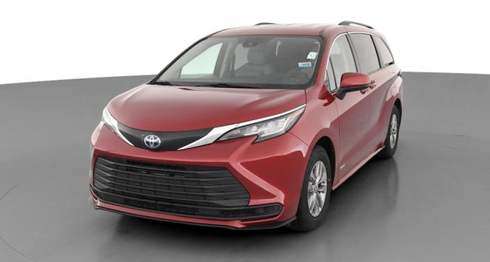 2021 Toyota Sienna LE -
                Auburn, GA