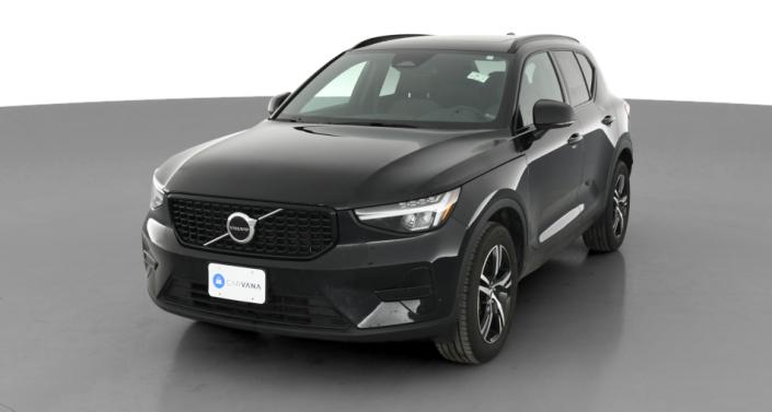 2024 Volvo XC40 B5 Core -
                Richton Park, IL