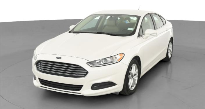 2015 Ford Fusion SE Hero Image