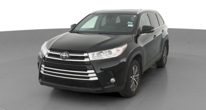 2019 Toyota Highlander XLE -
                Hebron, OH