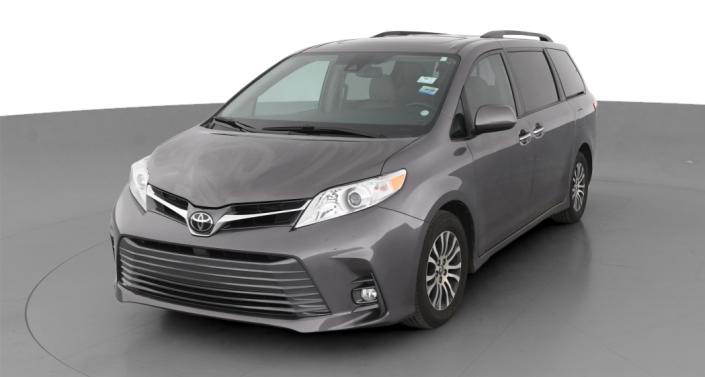 2018 Toyota Sienna XLE -
                Concord, NC