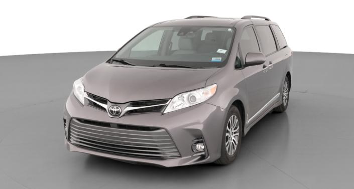 2019 Toyota Sienna XLE -
                Tolleson, AZ