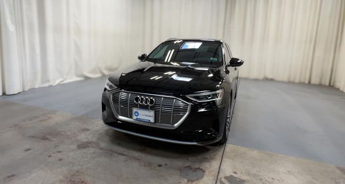 2019 Audi e-tron Prestige Hero Image