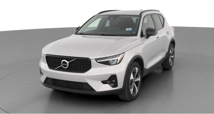 2023 Volvo XC40 B5 Plus -
                Haines City, FL