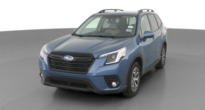 2023 Subaru Forester Premium -
                Hebron, OH