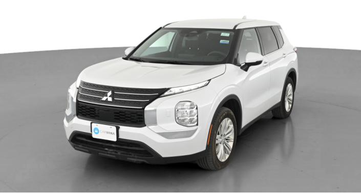 2022 Mitsubishi Outlander ES -
                Beverly, NJ