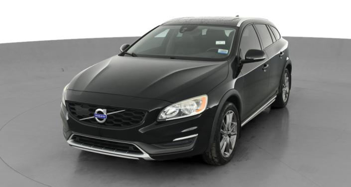 2016 Volvo V60 T5 -
                Lorain, OH