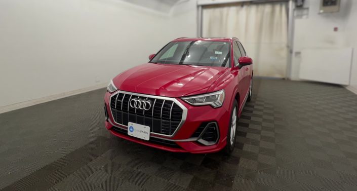 2022 Audi Q3 Premium Plus -
                Framingham, MA