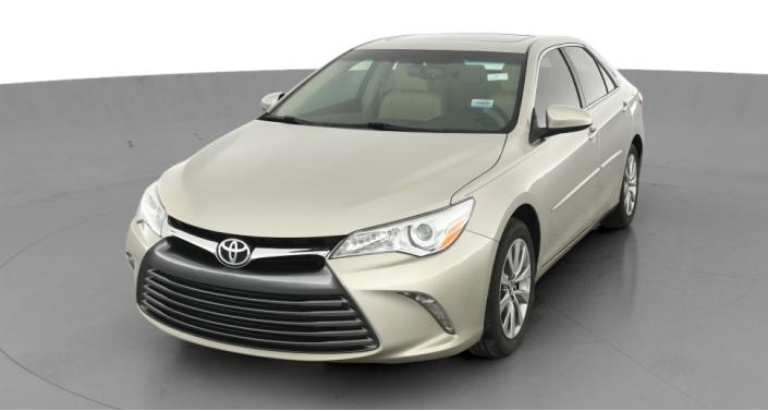 2016 Toyota Camry XLE -
                Lorain, OH