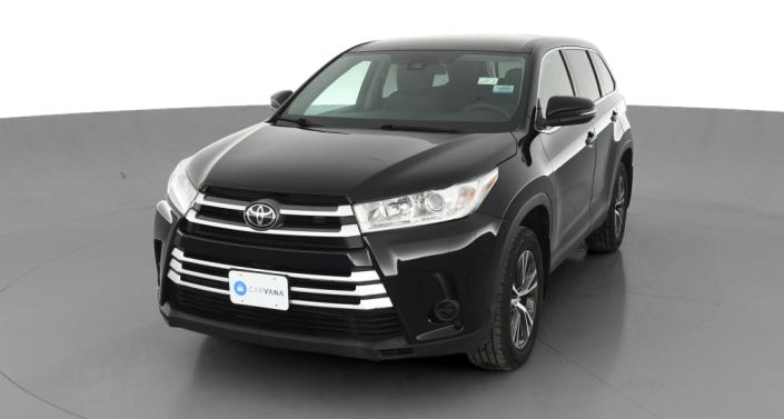 2019 Toyota Highlander LE -
                Lorain, OH