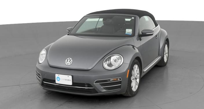 2017 Volkswagen Beetle SE -
                Hebron, OH