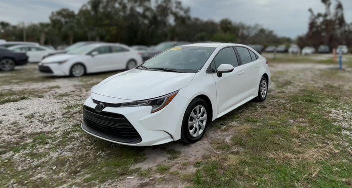 2024 Toyota Corolla LE Hero Image