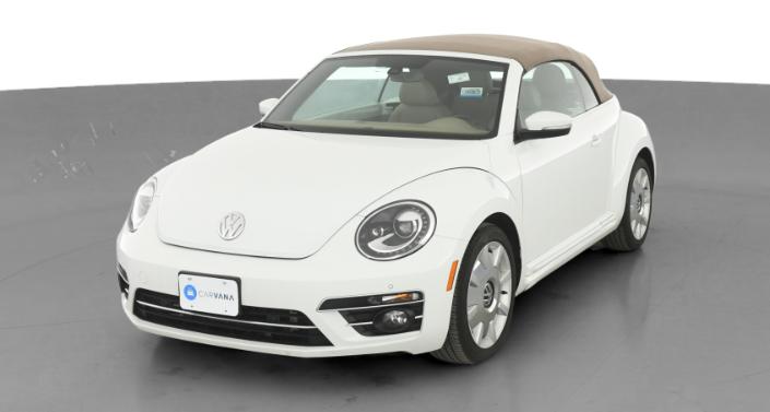 2018 Volkswagen Beetle SE -
                Lorain, OH