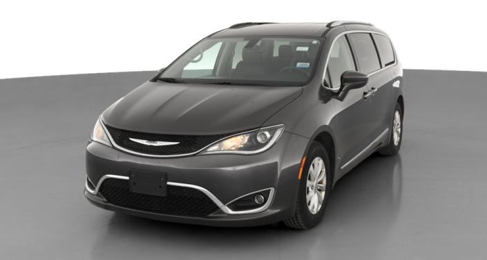 2019 Chrysler Pacifica Touring L -
                Wheatland, OK