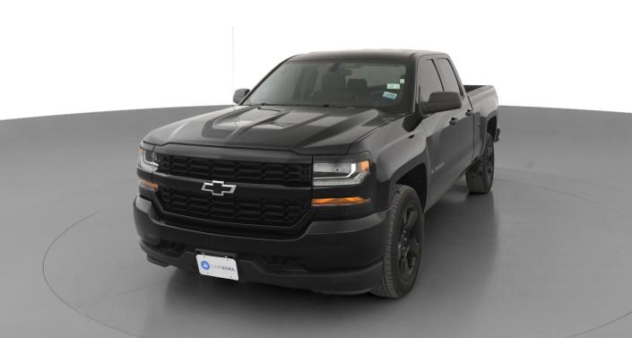 2017 Chevrolet Silverado 1500 Custom Hero Image