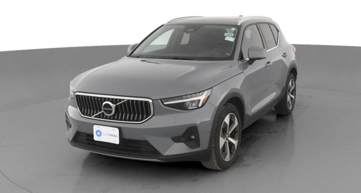 2023 Volvo XC40 B5 Plus -
                Indianapolis, IN