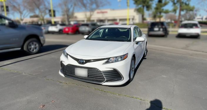 2023 Toyota Camry LE Hero Image