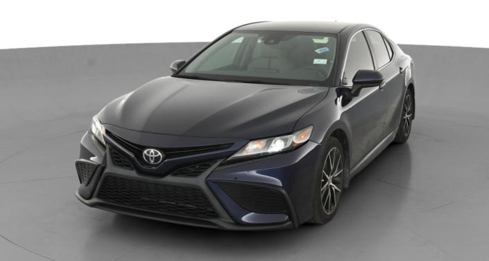 2021 Toyota Camry SE Hero Image