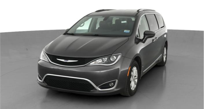 2018 Chrysler Pacifica  -
                Lorain, OH