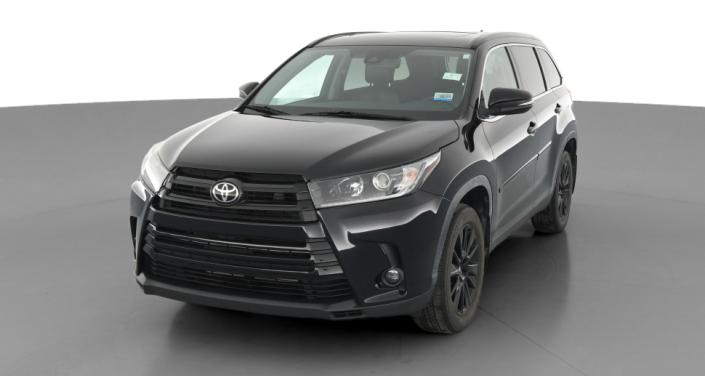 2019 Toyota Highlander SE -
                Trenton, OH