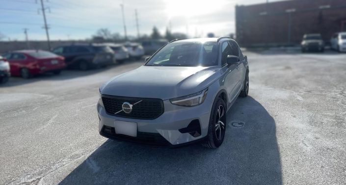 2024 Volvo XC40 B5 Core -
                Richton Park, IL