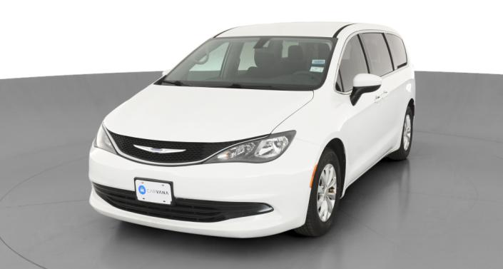 2018 Chrysler Pacifica LX -
                Hebron, OH