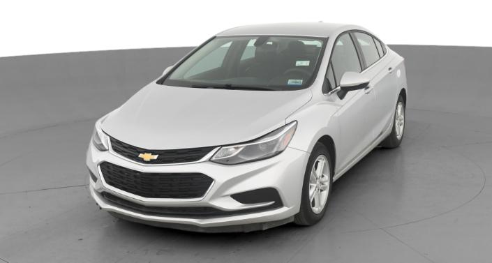 2017 Chevrolet Cruze LT -
                Hebron, OH