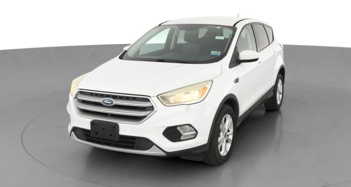 2017 Ford Escape SE Hero Image