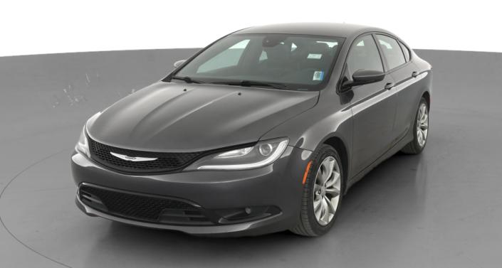 2015 Chrysler 200 S -
                Lorain, OH