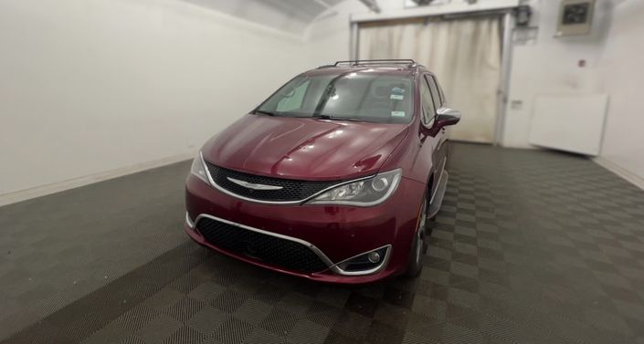 2018 Chrysler Pacifica Limited -
                Framingham, MA