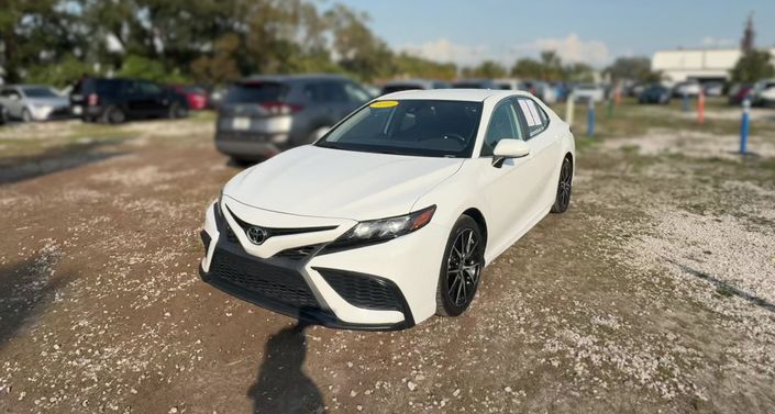 2021 Toyota Camry SE -
                Haines City, FL