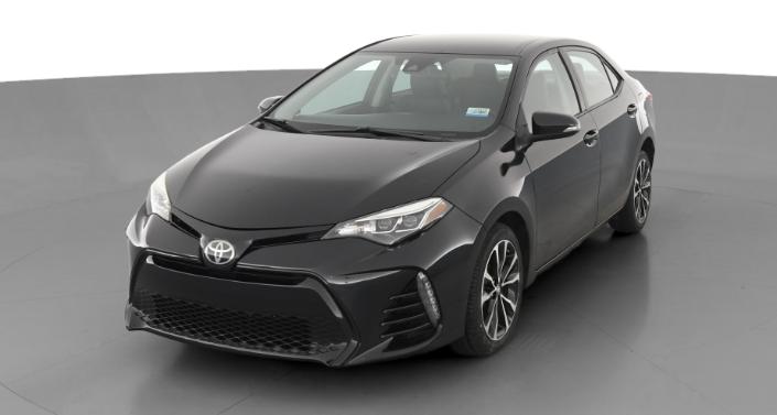 2017 Toyota Corolla SE Hero Image