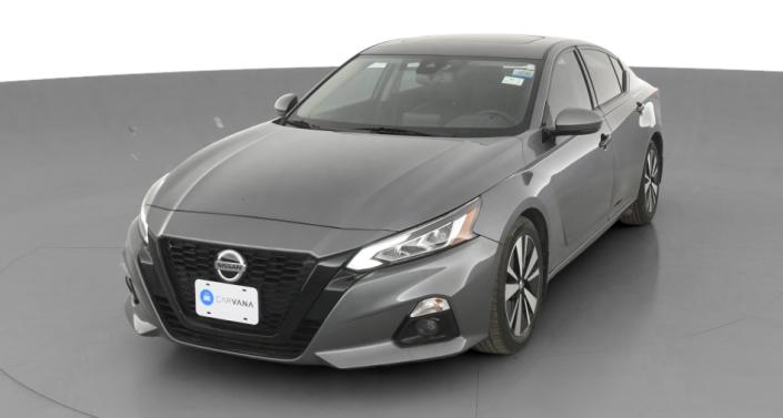 2020 Nissan Altima SV Hero Image