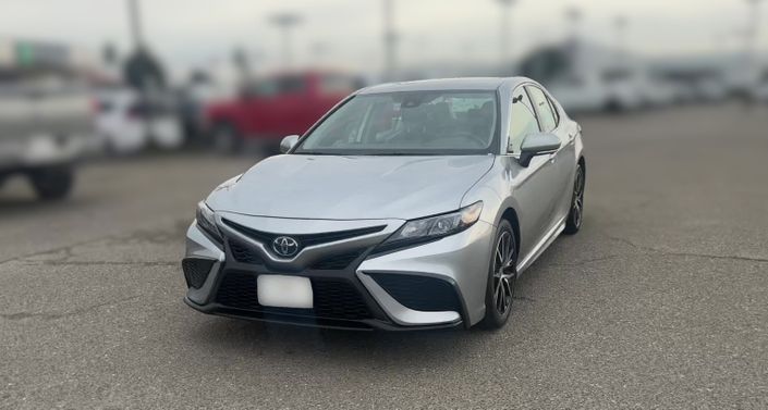 2024 Toyota Camry SE Hero Image