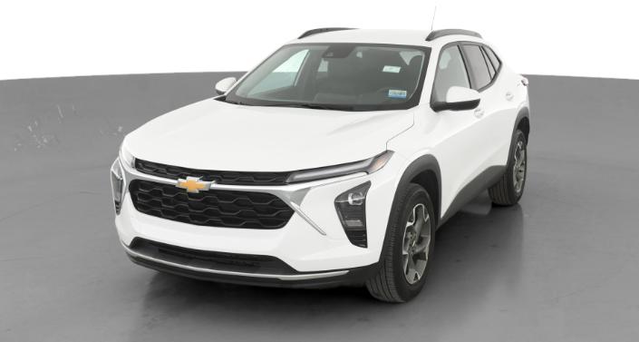 2024 Chevrolet Trax LT -
                Lorain, OH