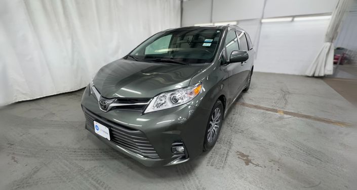 2019 Toyota Sienna XLE -
                Kansas City, MO