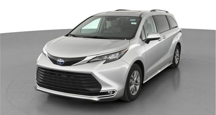 2024 Toyota Sienna XLE -
                Beverly, NJ