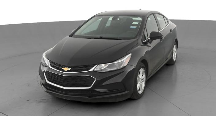 2017 Chevrolet Cruze LT Hero Image