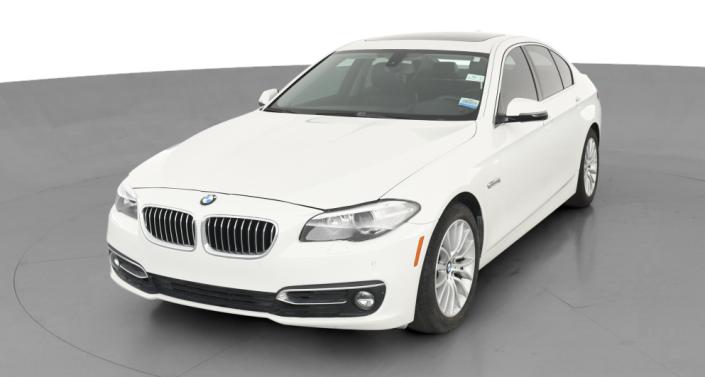 2015 BMW 5 Series 528i Hero Image