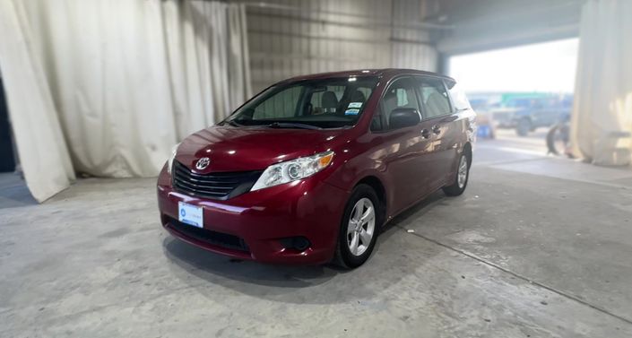 2017 Toyota Sienna L Hero Image